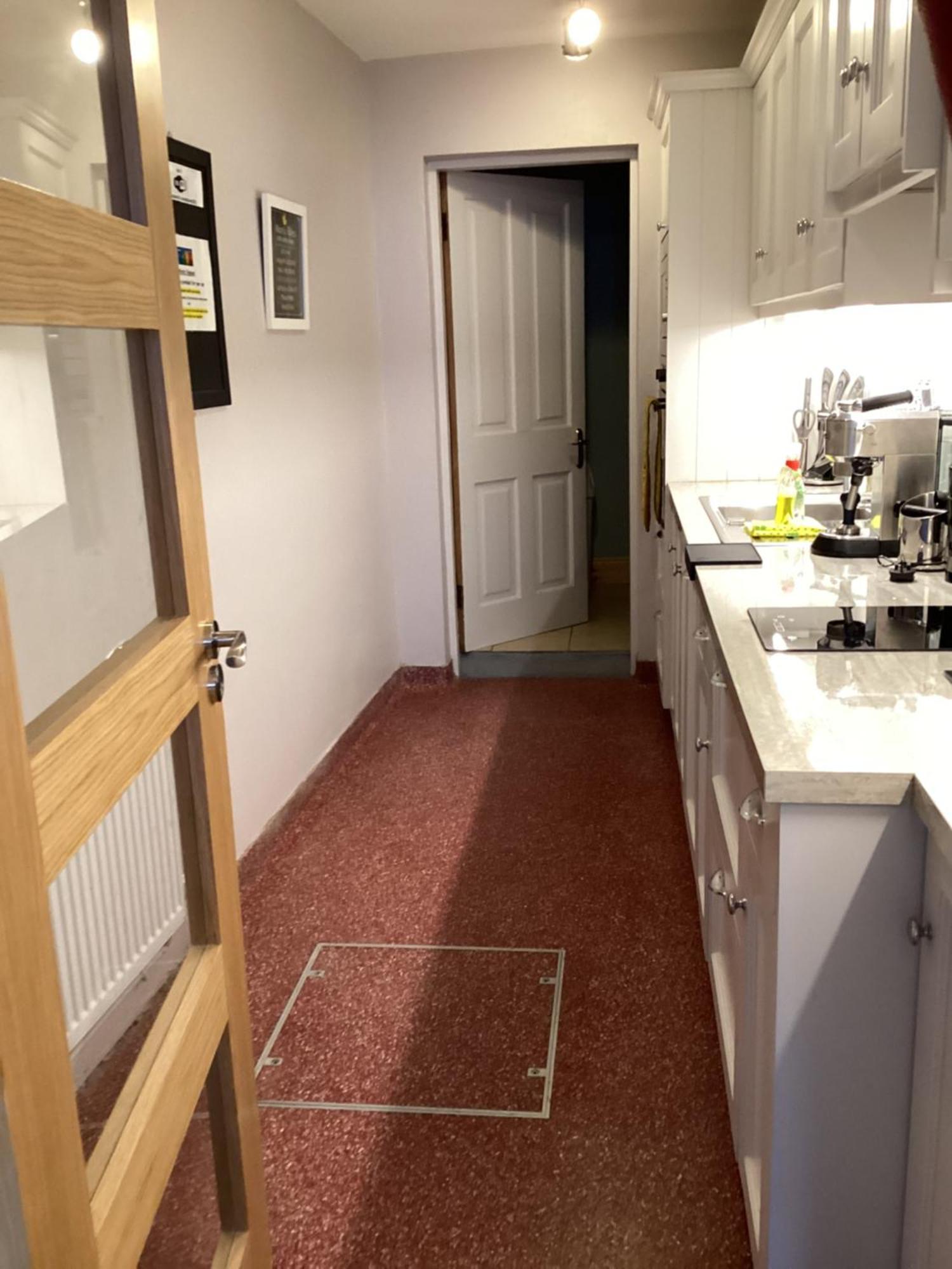 Roundstone Retreats Quayside Luxury Apt Екстериор снимка